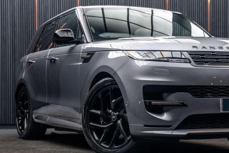 Vehicle Image 7