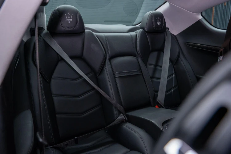 Vehicle Image 14