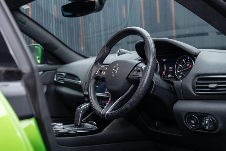 Vehicle Image 20