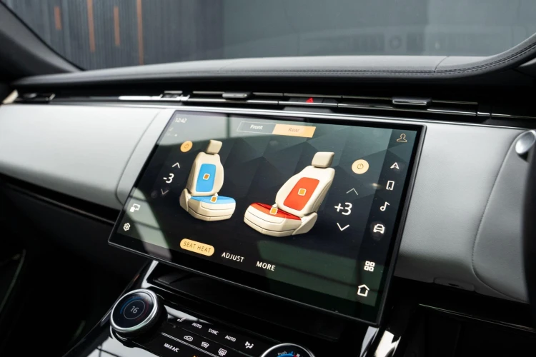 Vehicle Image 9