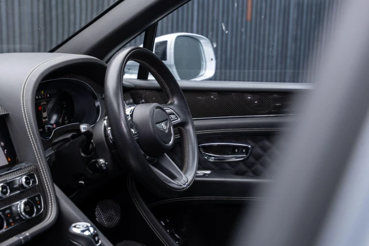 Vehicle Image 40