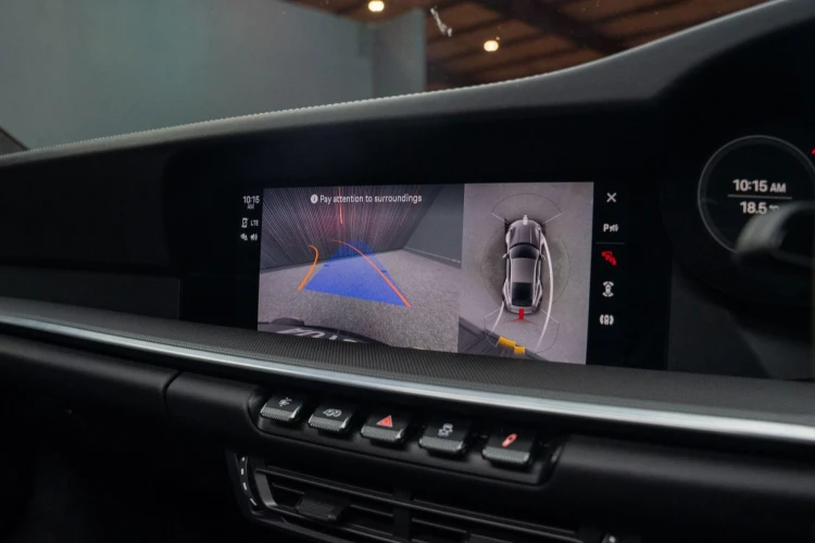 Vehicle Image 14