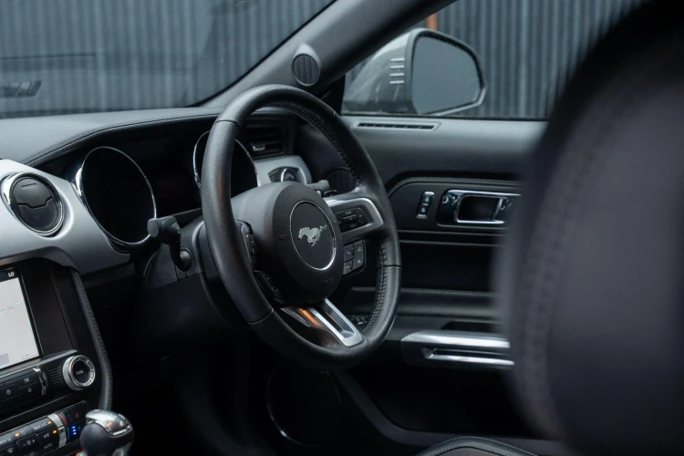 Vehicle Image 35