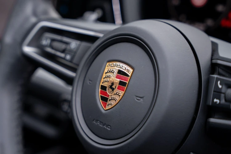 Vehicle Image 30