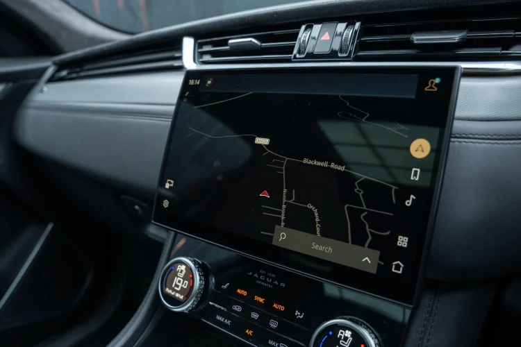 Vehicle Image 10