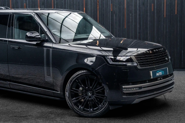 Vehicle Image 9