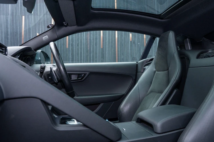 Vehicle Image 36