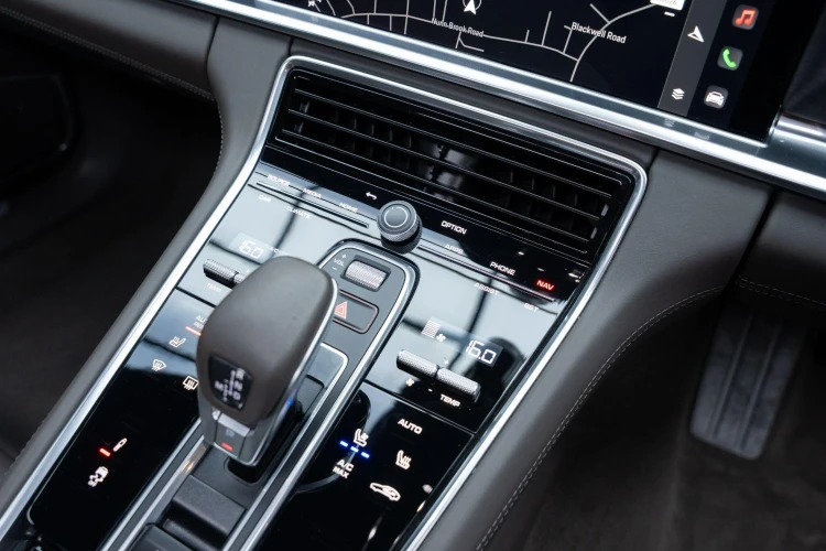 Vehicle Image 30