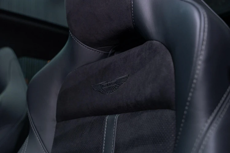 Vehicle Image 37