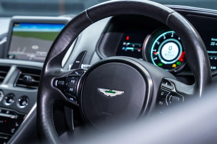 Vehicle Image 35
