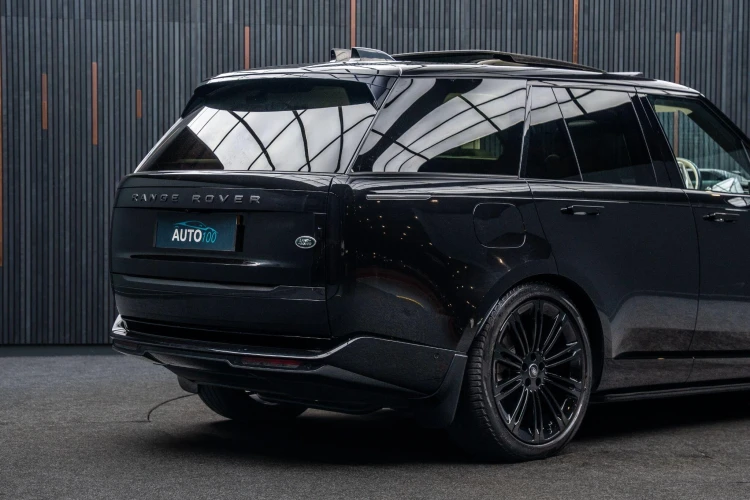 Vehicle Image 21