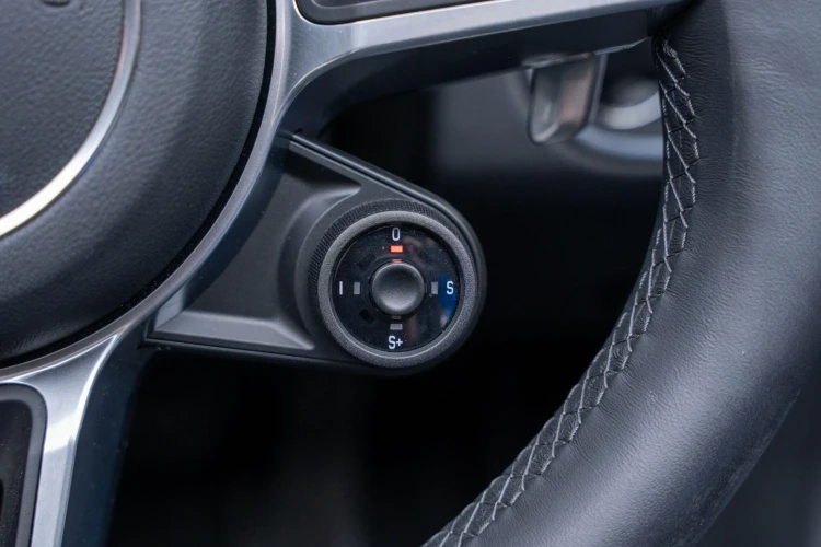 Vehicle Image 37