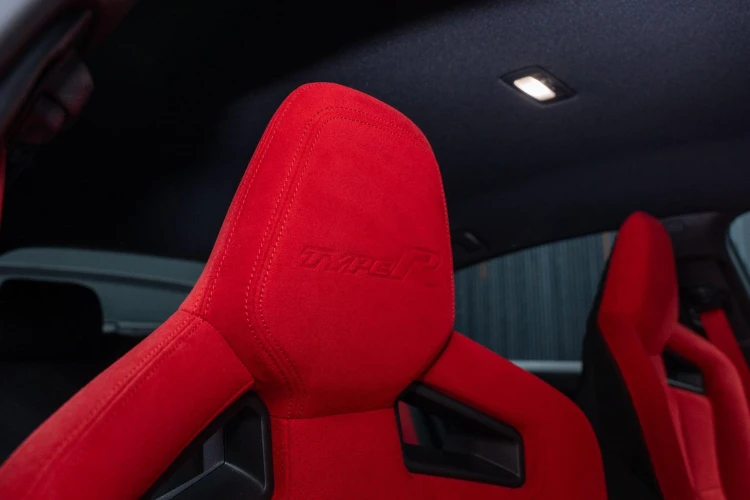 Vehicle Image 37