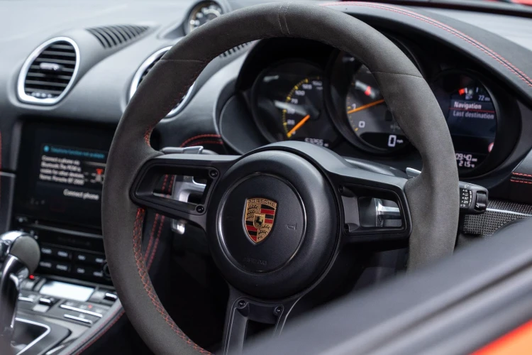 Vehicle Image 30