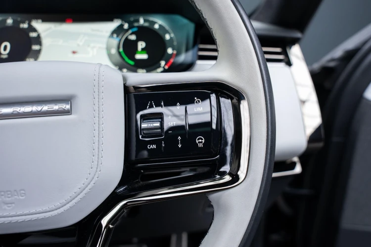 Vehicle Image 30