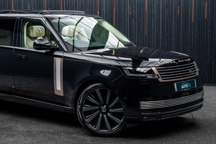 Vehicle Image 9