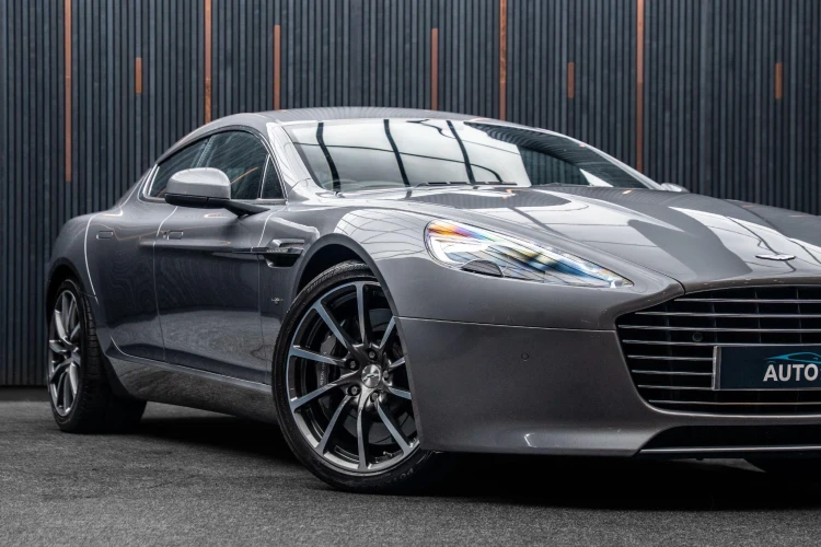 Vehicle Image 7