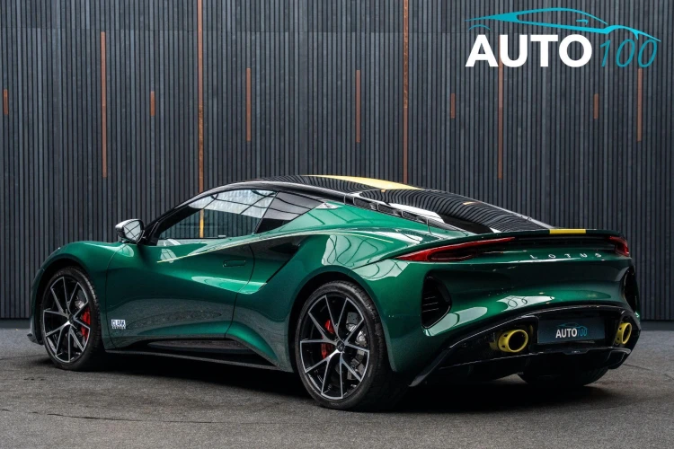 Vehicle Image 3