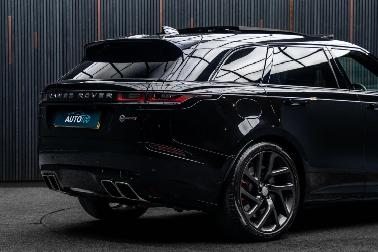Vehicle Image 21