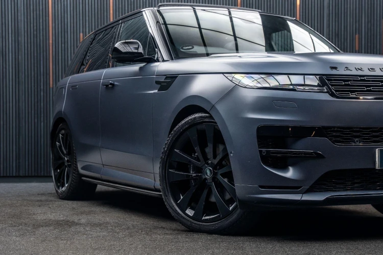 Vehicle Image 7