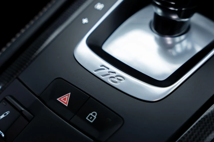 Vehicle Image 30