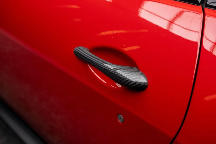 Vehicle Image 25