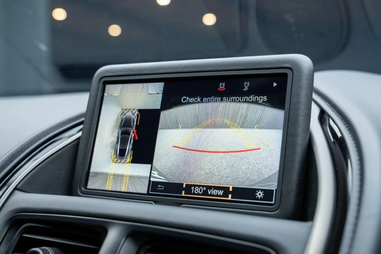 Vehicle Image 6