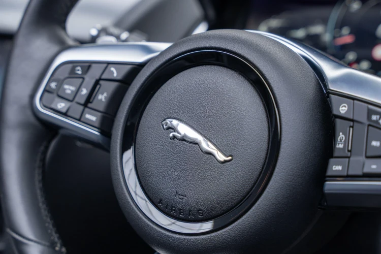 Vehicle Image 38
