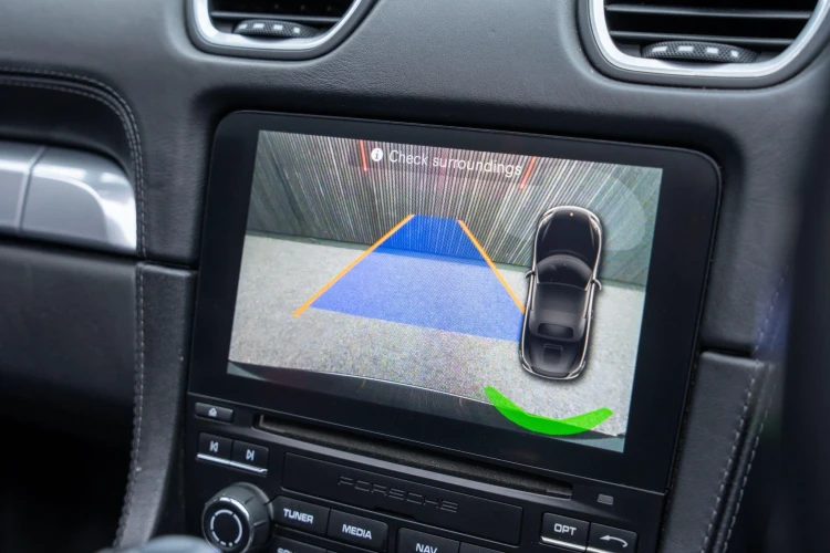 Vehicle Image 8