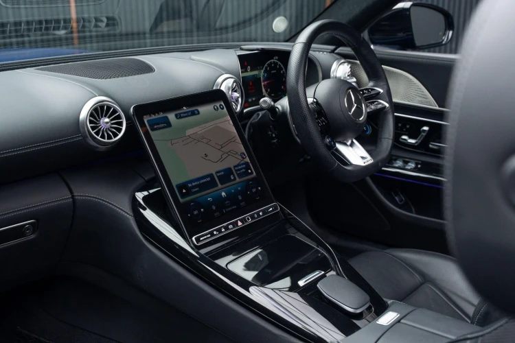 Vehicle Image 30