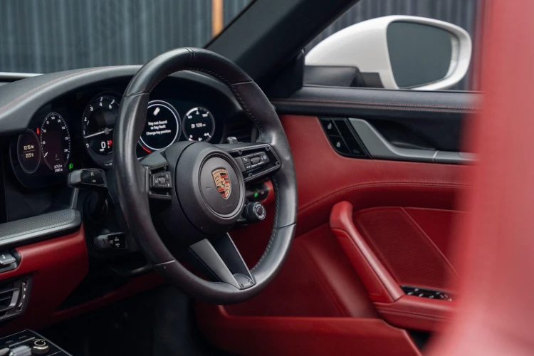 Vehicle Image 40