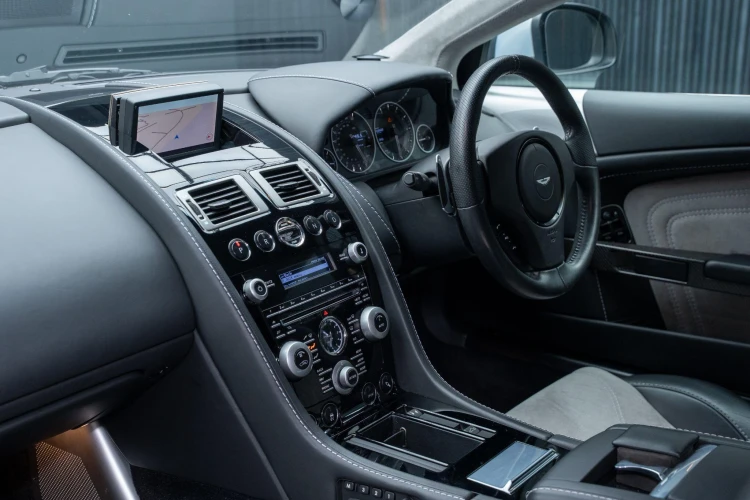Vehicle Image 36