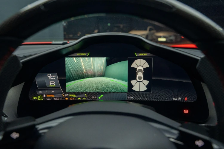 Vehicle Image 10