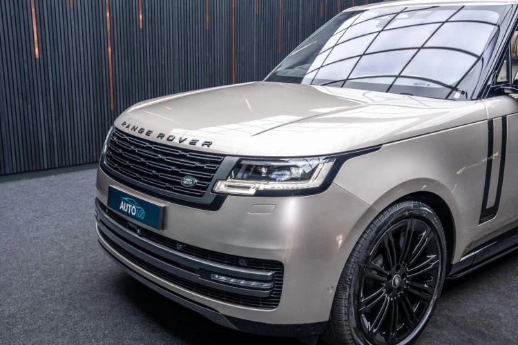 Vehicle Image 5