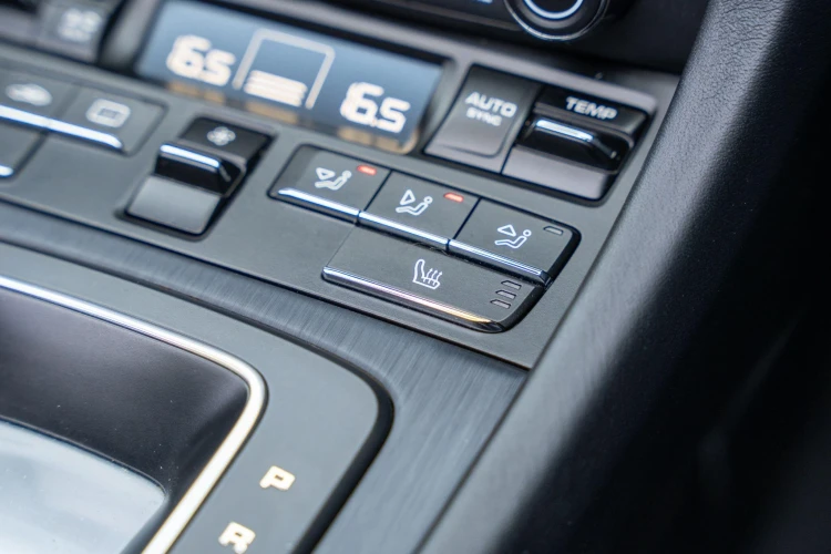 Vehicle Image 18