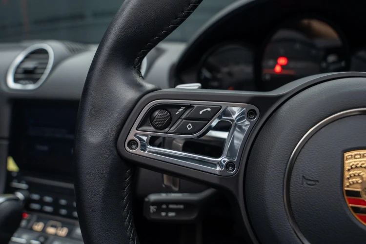 Vehicle Image 20