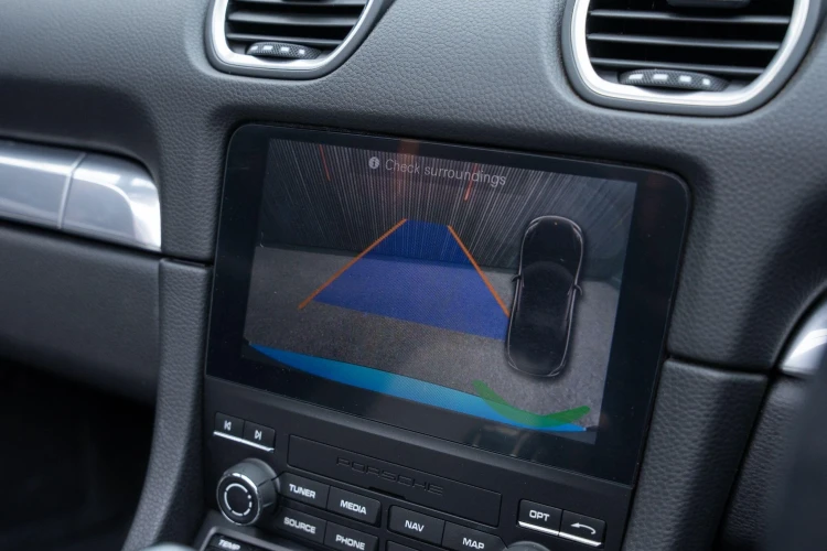 Vehicle Image 10