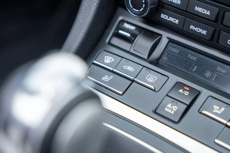 Vehicle Image 22