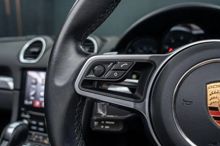 Vehicle Image 20