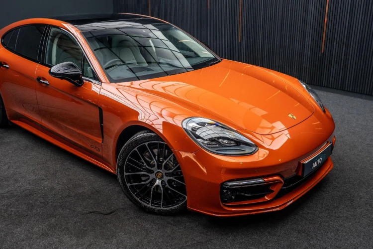 Vehicle Image 5