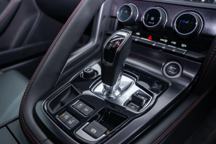 Vehicle Image 42