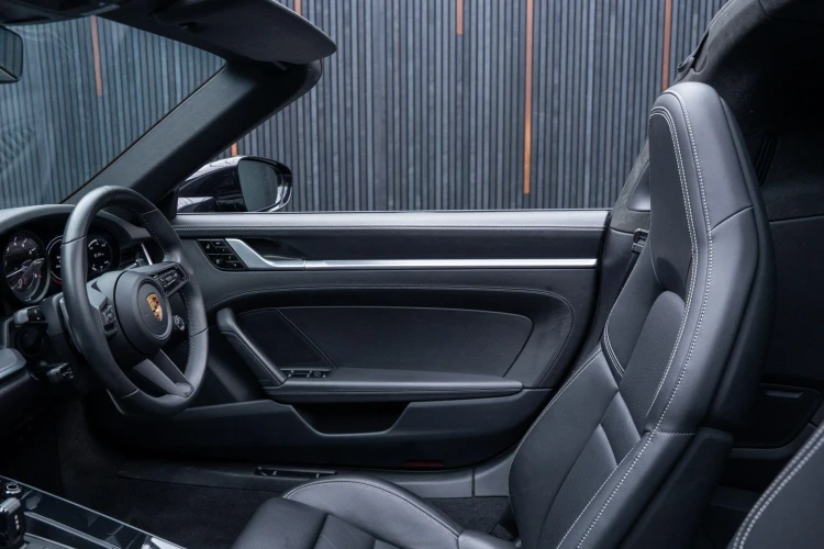 Vehicle Image 41