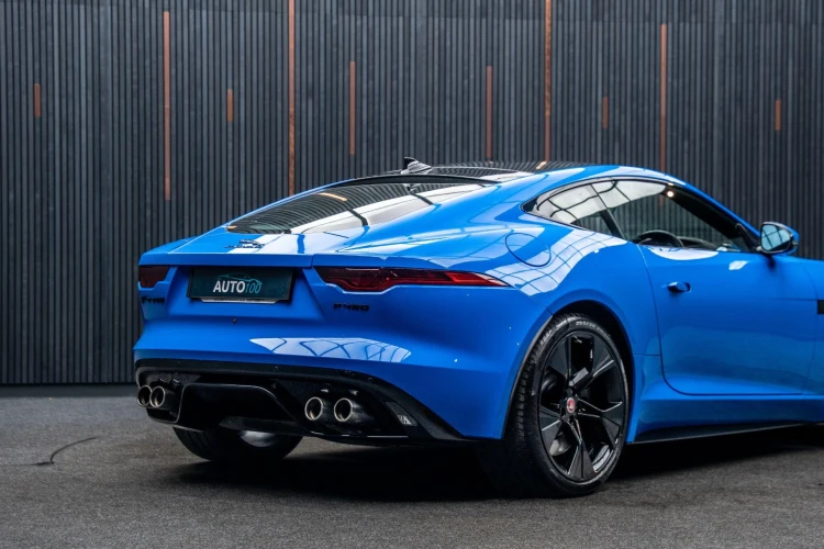 Vehicle Image 21
