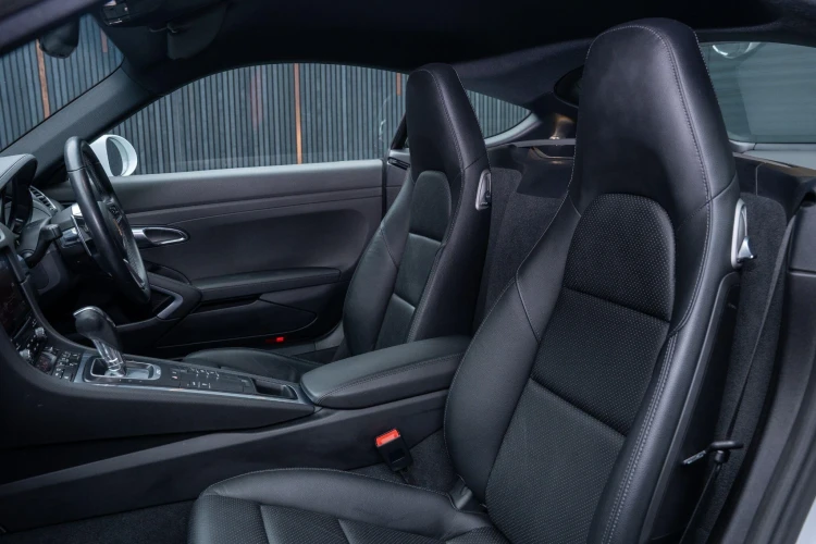 Vehicle Image 36