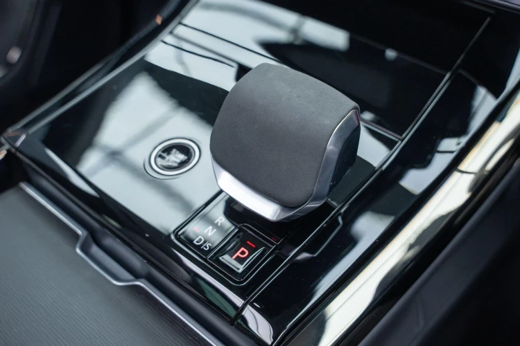 Vehicle Image 33