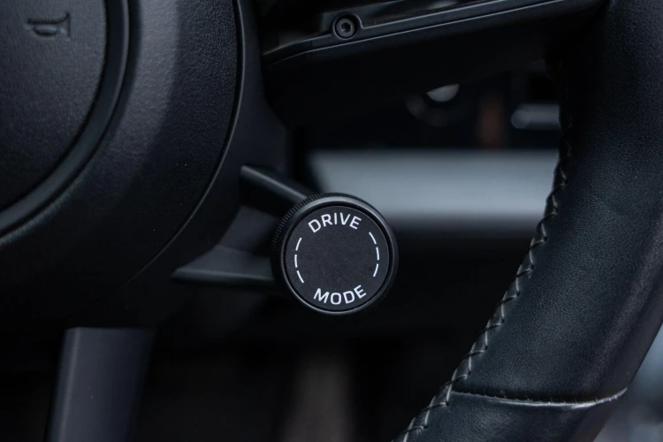 Vehicle Image 22