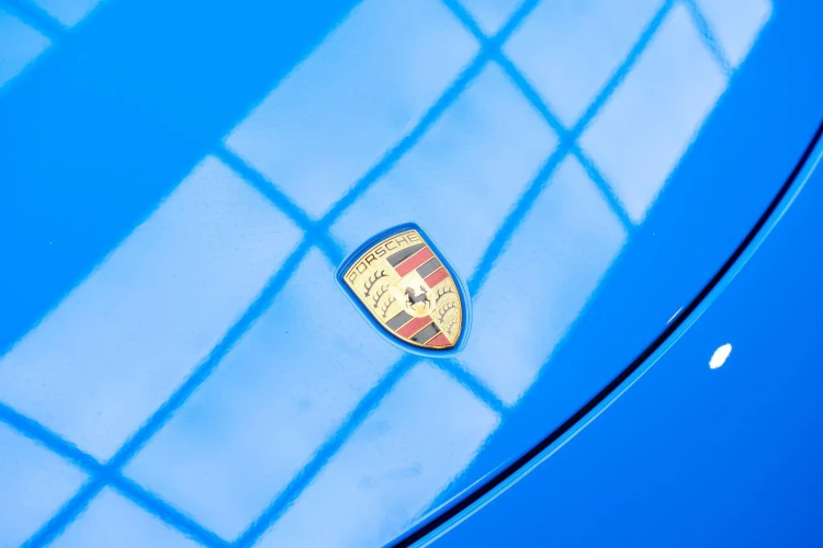Vehicle Image 25
