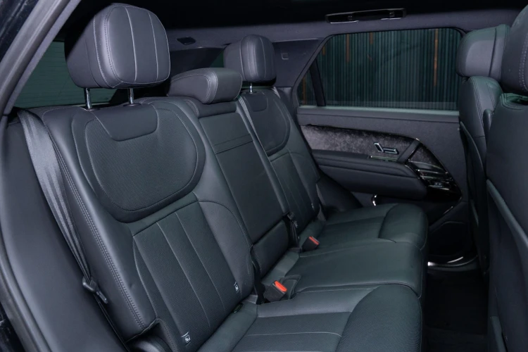 Vehicle Image 14