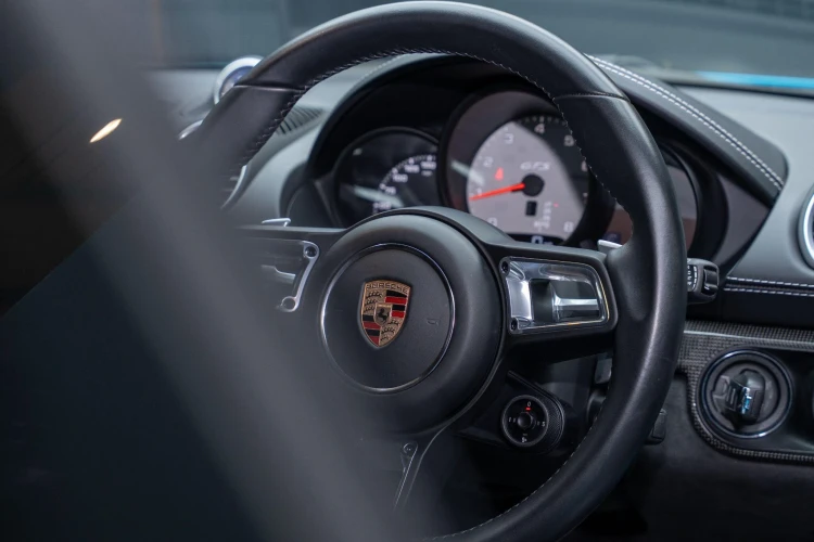 Vehicle Image 38