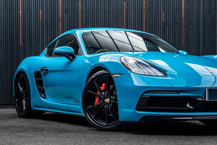 Vehicle Image 7